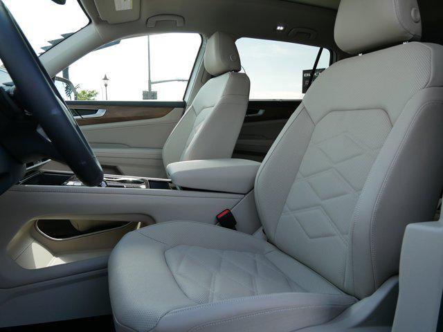 new 2025 Volkswagen Atlas car, priced at $45,740