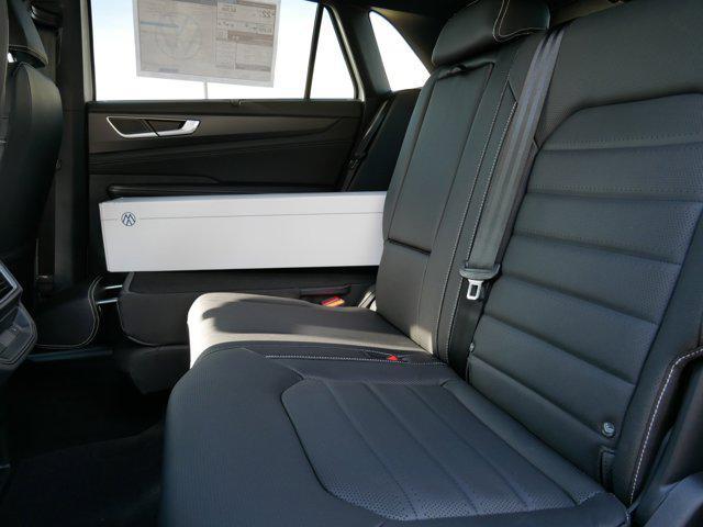 new 2026 Volkswagen Atlas Cross Sport car, priced at $53,826