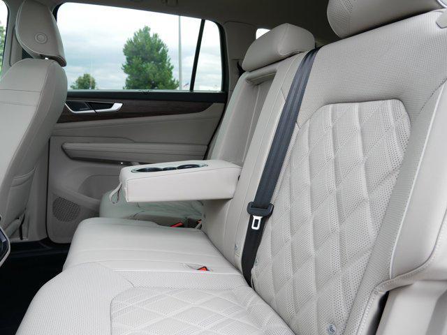 new 2025 Volkswagen Atlas car