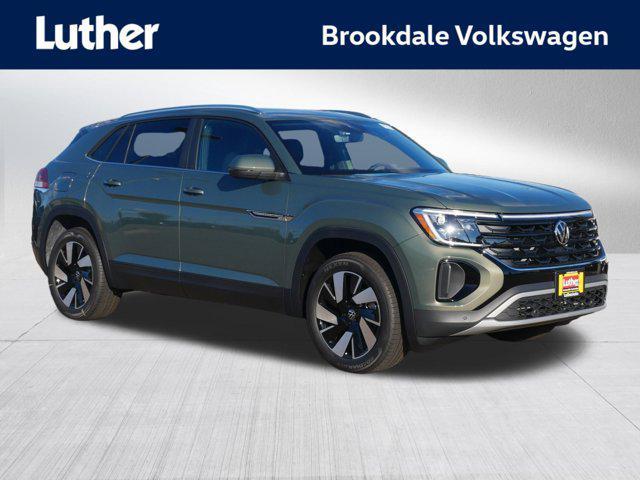 new 2026 Volkswagen Atlas Cross Sport car, priced at $48,394