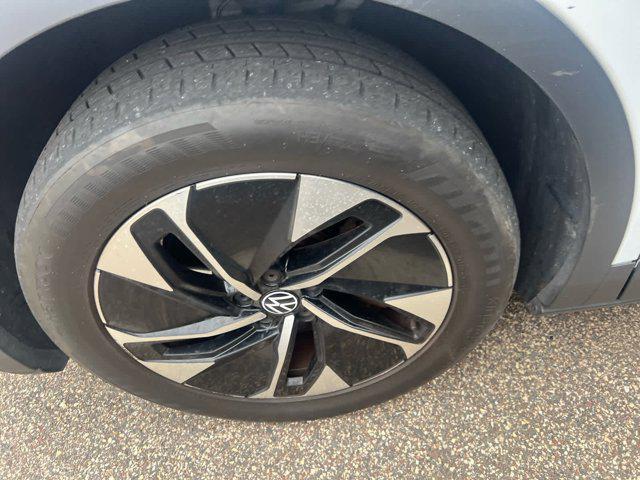 used 2021 Volkswagen ID.4 car, priced at $21,997