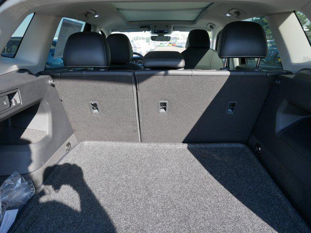 new 2025 Volkswagen Tiguan car, priced at $36,676