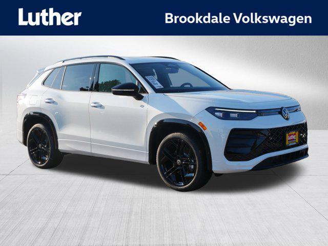 new 2025 Volkswagen Tiguan car, priced at $39,091
