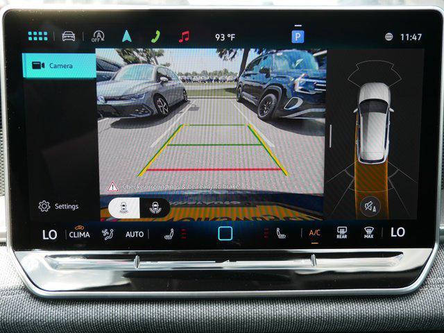 new 2025 Volkswagen Tiguan car, priced at $33,011