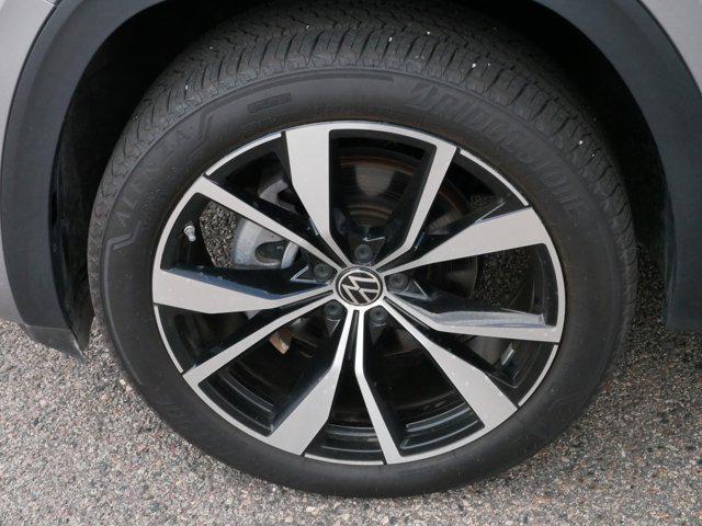 used 2024 Volkswagen Atlas car, priced at $38,998