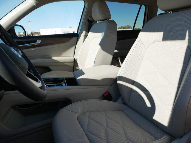 new 2026 Volkswagen Atlas car, priced at $49,186