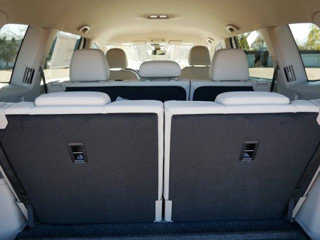 new 2026 Volkswagen Atlas car, priced at $49,186