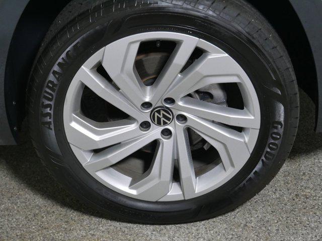 used 2023 Volkswagen Atlas car, priced at $30,998