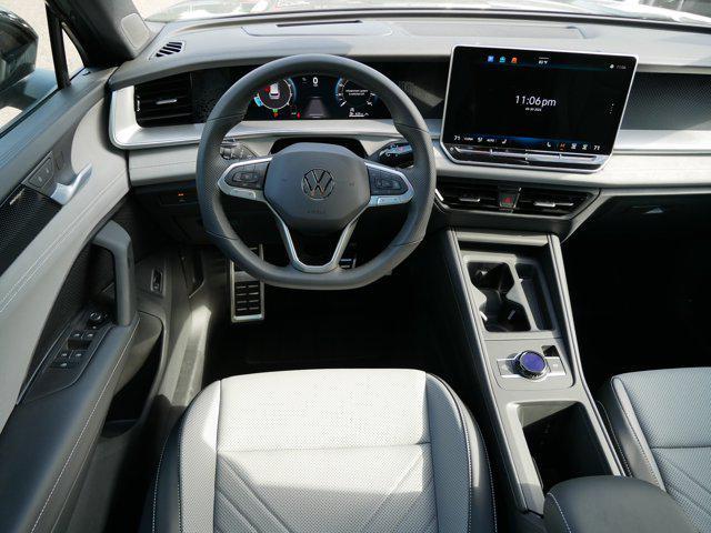 new 2025 Volkswagen Tiguan car, priced at $39,661