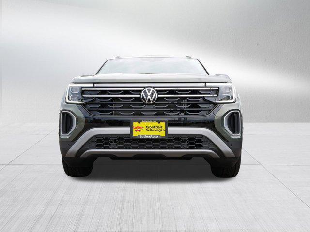 new 2025 Volkswagen Atlas car, priced at $46,205
