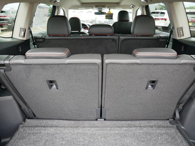 new 2025 Volkswagen Atlas car, priced at $45,806