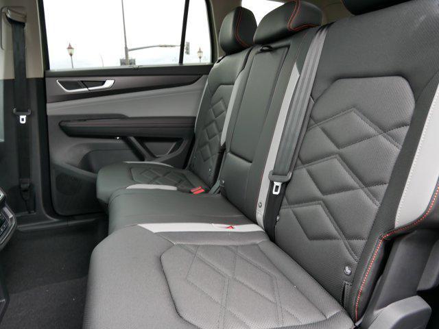 new 2025 Volkswagen Atlas car, priced at $45,806