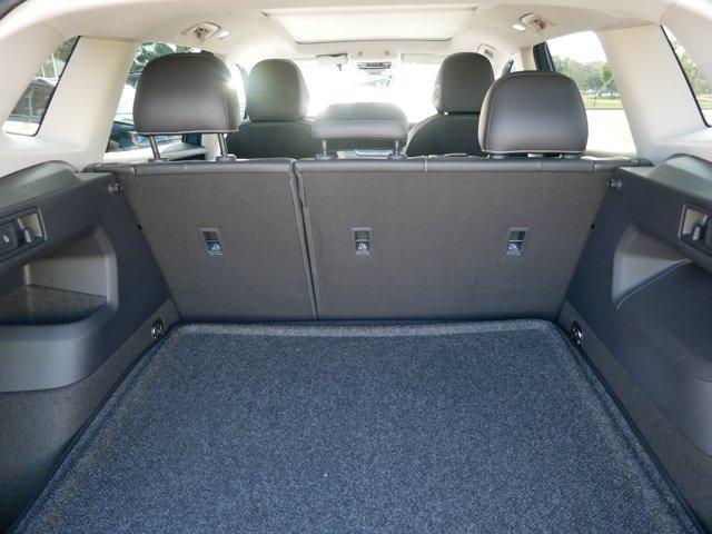 new 2025 Volkswagen Tiguan car, priced at $37,121