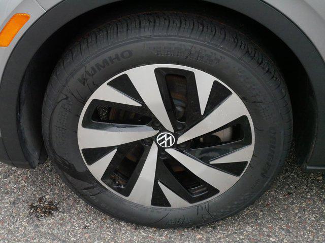 used 2023 Volkswagen ID.4 car, priced at $24,997