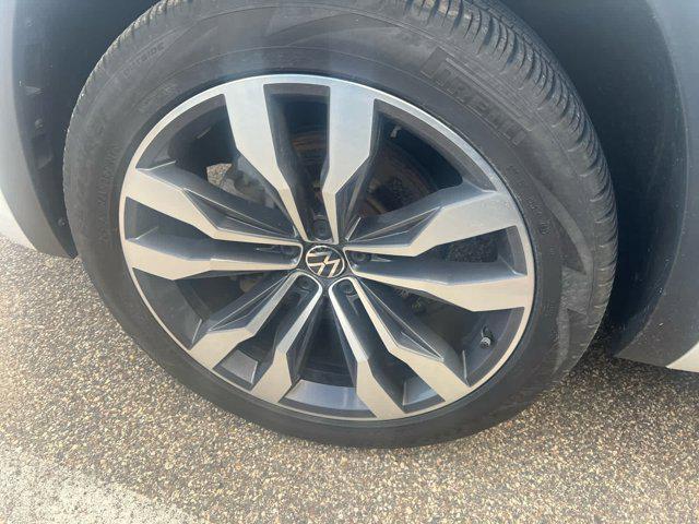 used 2022 Volkswagen Atlas Cross Sport car, priced at $29,997