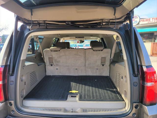 used 2015 Chevrolet Suburban car, priced at $12,995