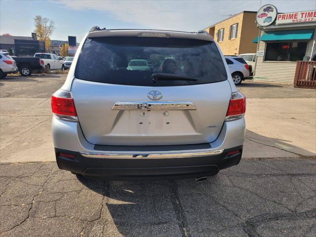 used 2013 Toyota Highlander car, priced at $11,695