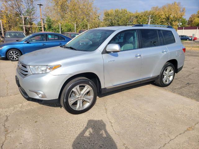 used 2013 Toyota Highlander car, priced at $11,695