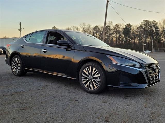 used 2024 Nissan Altima car, priced at $21,700