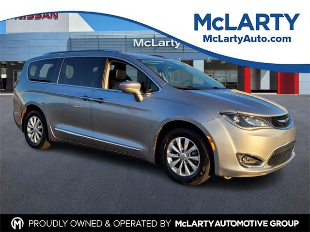 used 2018 Chrysler Pacifica car, priced at $17,500