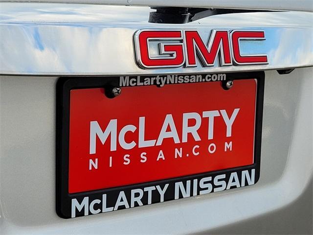 used 2016 GMC Acadia car, priced at $9,900
