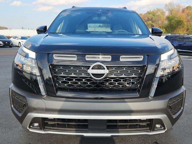 new 2025 Nissan Pathfinder car, priced at $38,661