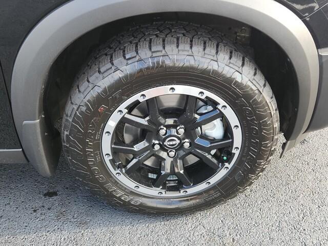 new 2025 Nissan Pathfinder car, priced at $38,661