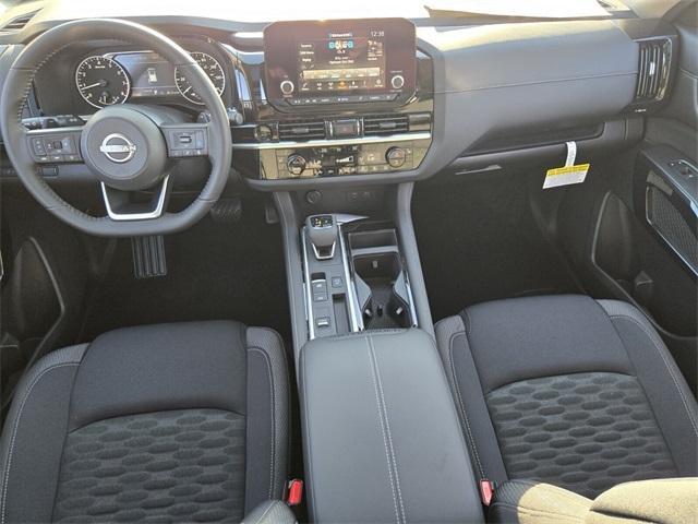 new 2025 Nissan Pathfinder car, priced at $34,887