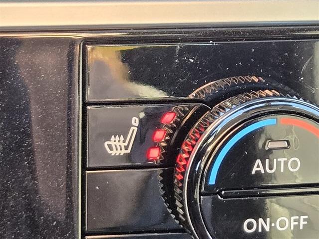 new 2025 Nissan Pathfinder car, priced at $34,887