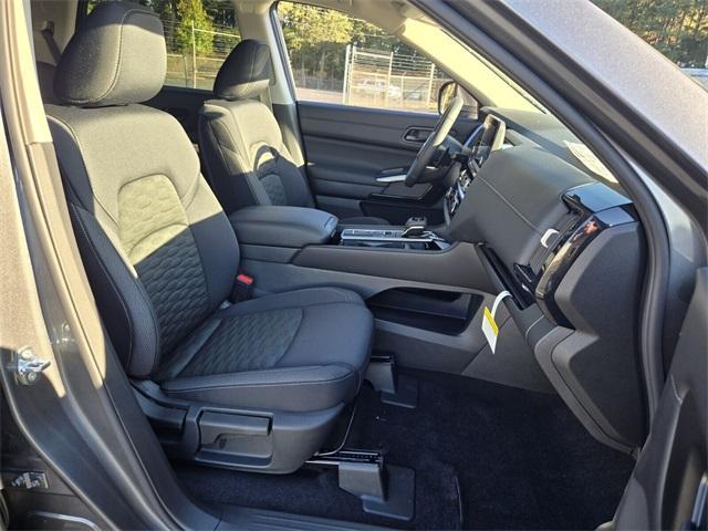 new 2025 Nissan Pathfinder car, priced at $34,887