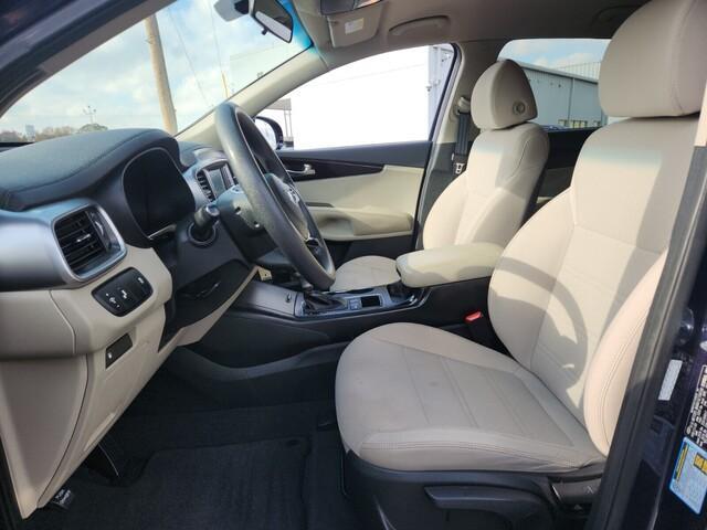 used 2020 Kia Sorento car, priced at $12,400