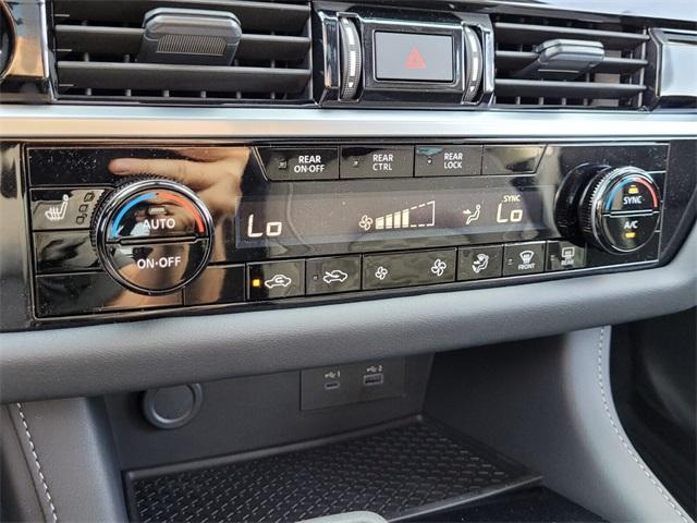 new 2025 Nissan Pathfinder car, priced at $41,183