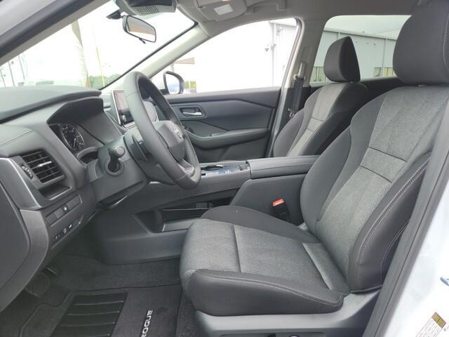 new 2026 Nissan Rogue car, priced at $28,000