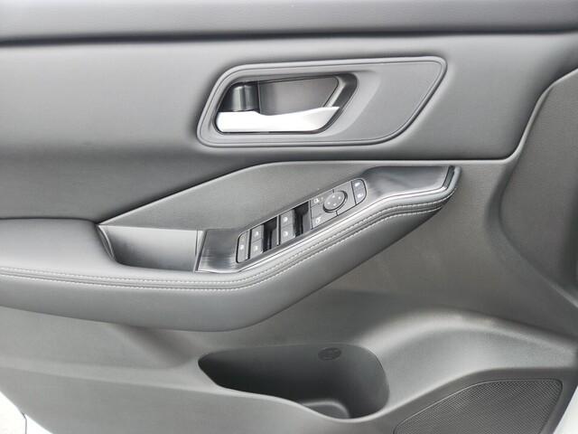 new 2026 Nissan Rogue car, priced at $28,000