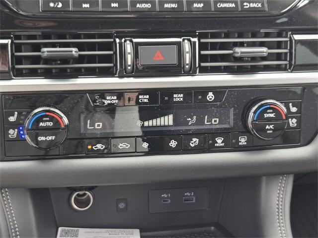 new 2025 Nissan Pathfinder car, priced at $48,070