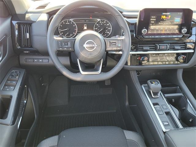 new 2025 Nissan Pathfinder car, priced at $35,209