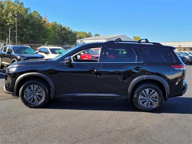 new 2025 Nissan Pathfinder car, priced at $35,209