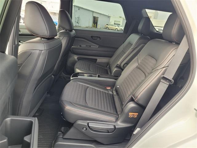 new 2025 Nissan Pathfinder car, priced at $38,661