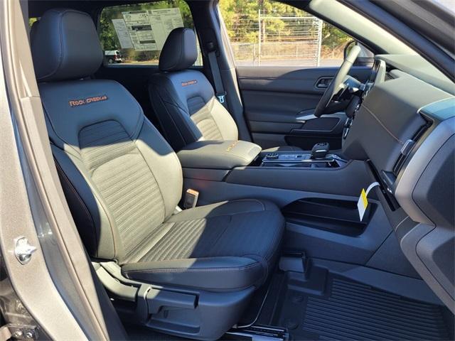 new 2025 Nissan Pathfinder car, priced at $38,661