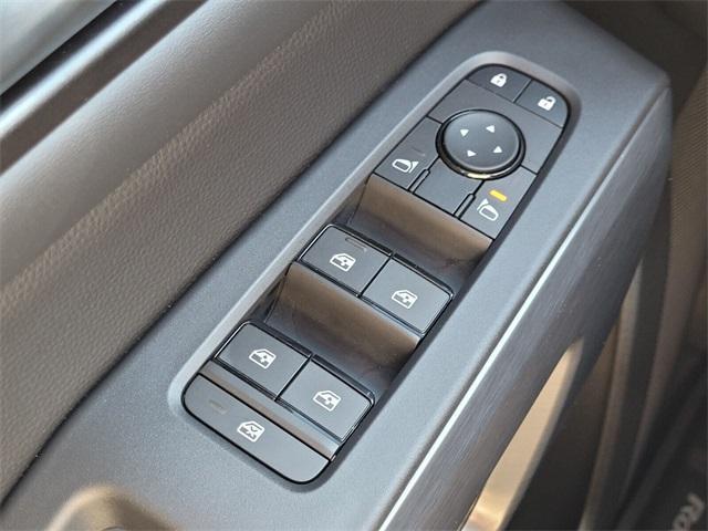 new 2025 Nissan Pathfinder car, priced at $38,661