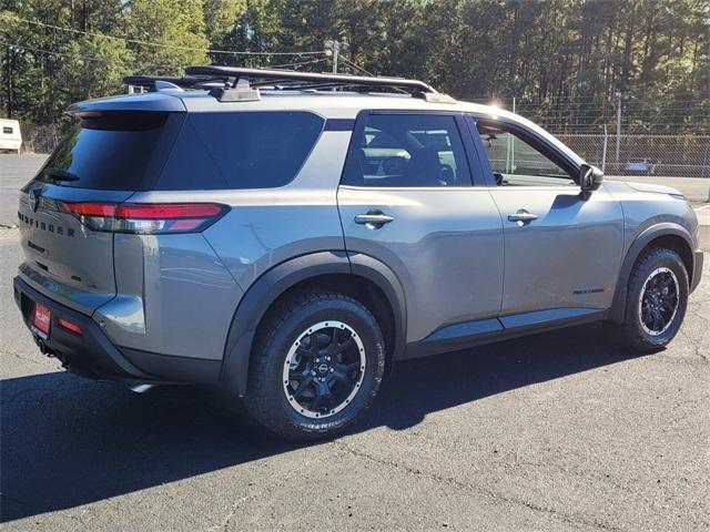 new 2025 Nissan Pathfinder car, priced at $38,661