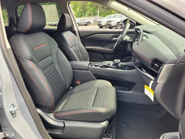 new 2025 Nissan Rogue car, priced at $33,578