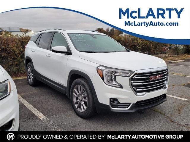 used 2024 GMC Terrain car, priced at $28,000