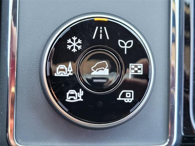 new 2025 Nissan Pathfinder car, priced at $44,293