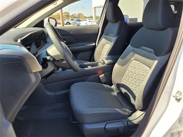 new 2025 Nissan Kicks car, priced at $25,000