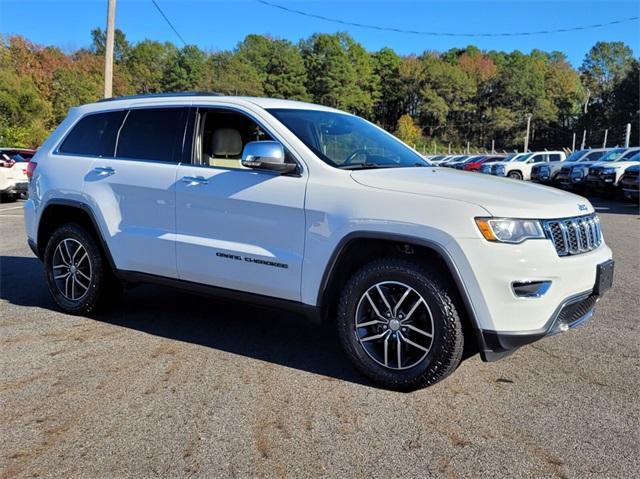 used 2018 Jeep Grand Cherokee car, priced at $17,300