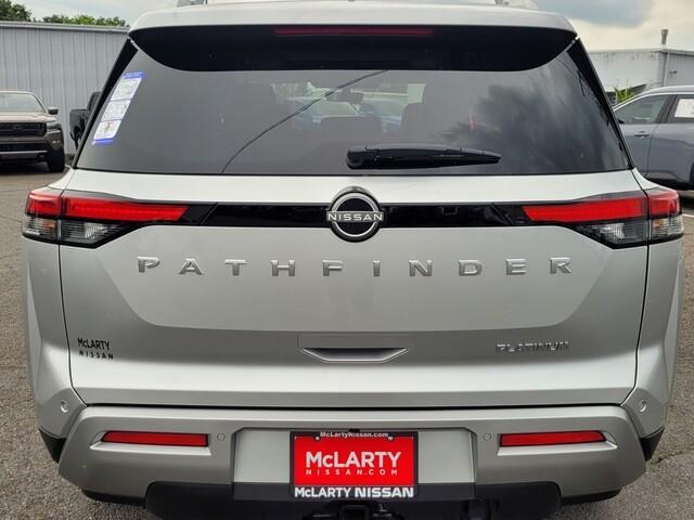 new 2024 Nissan Pathfinder car, priced at $45,890