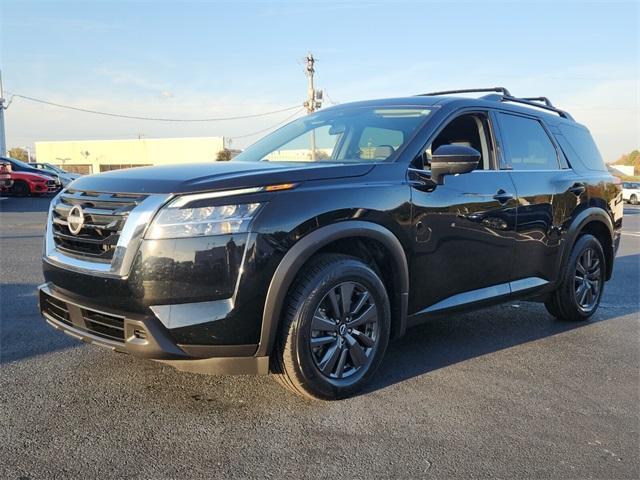 used 2022 Nissan Pathfinder car, priced at $25,750