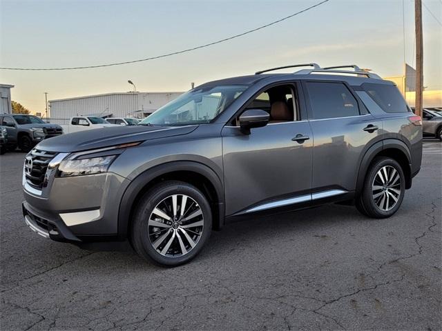 new 2025 Nissan Pathfinder car, priced at $51,605