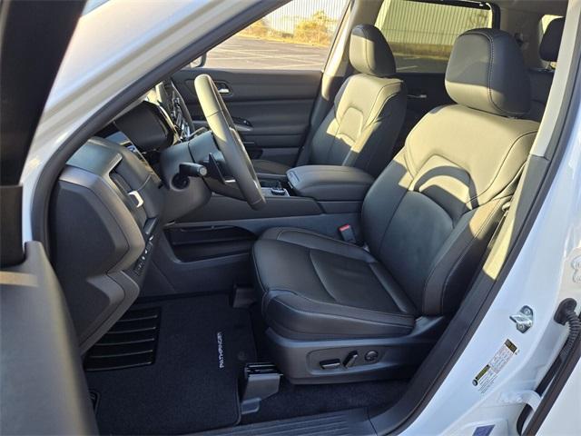 new 2025 Nissan Pathfinder car, priced at $37,930
